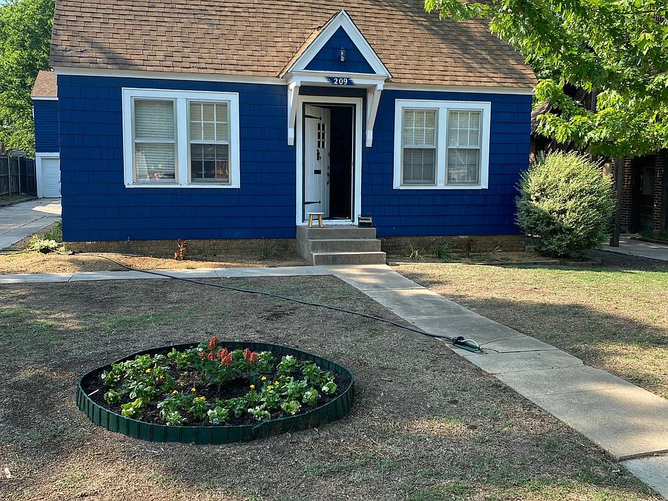 1st image of 209 E Duffy St #209