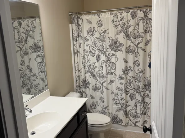 637 Heartwood Dr, Winnabow, NC 28479