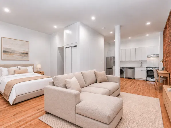 139 E 13th St APT 1B, New York, NY 10003