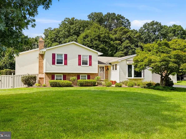 13165 Deanmar Dr, Highland, MD 20777