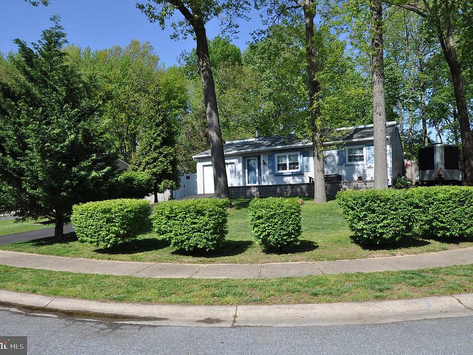 1st image of 11 Lute Ct