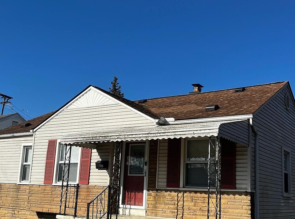 1st image of 1704 Brest Ave #1