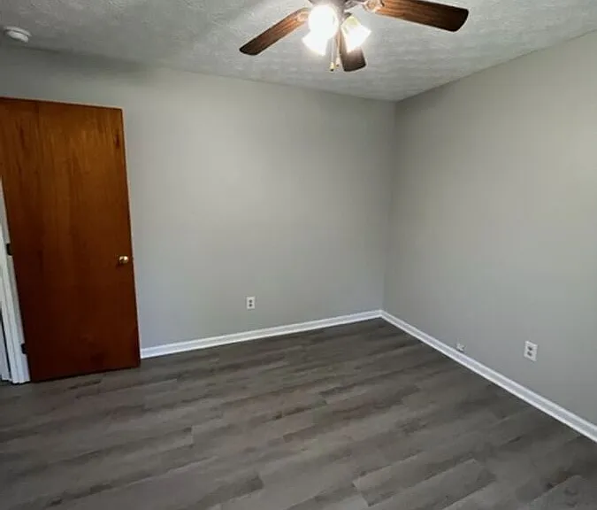 314 Walters Ln #B — Photo 15