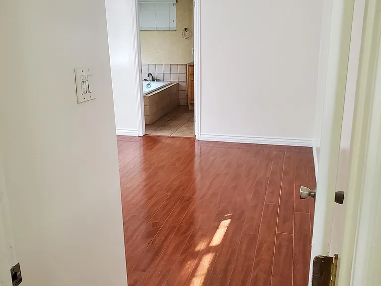 8921 Chimineas Ave — Photo 10