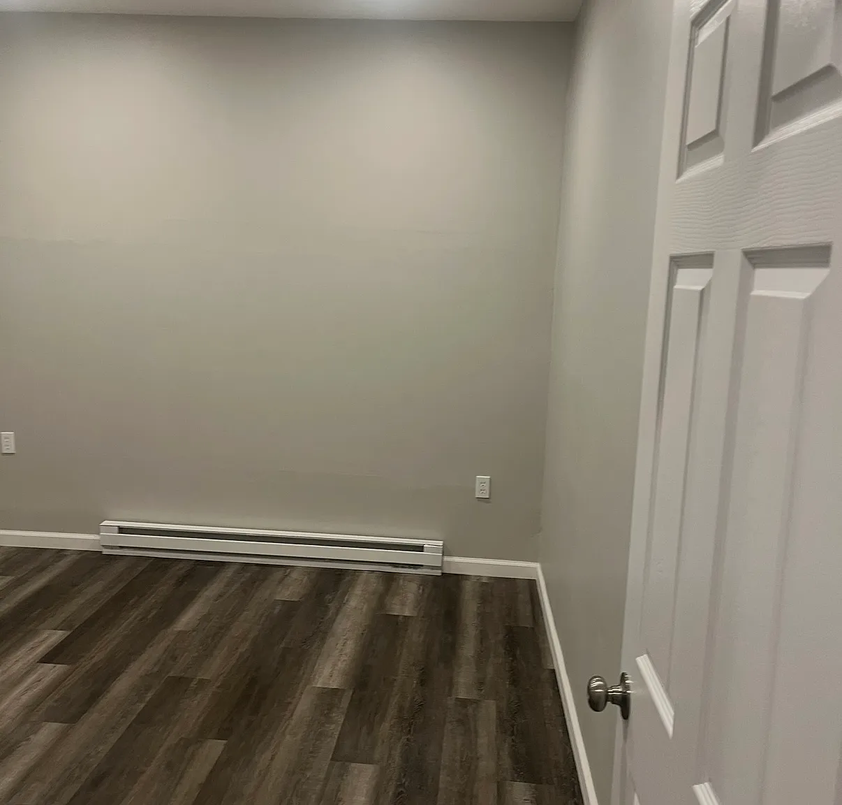 2 bed, 1000 sqft, $2,400 — Photo 3