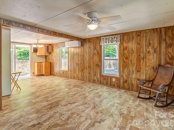 3rd image of 64 Haw Creek Cir