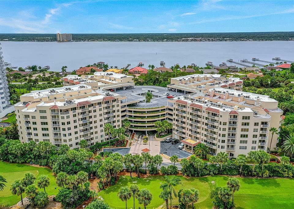 1st image of 3 Oceans West Blvd APT 1D6