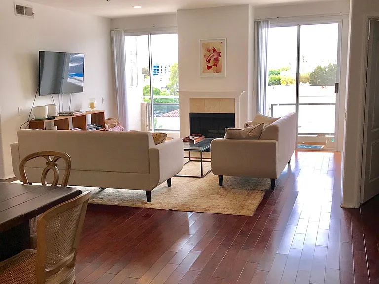 8349 Blackburn Ave #302 — Photo 125