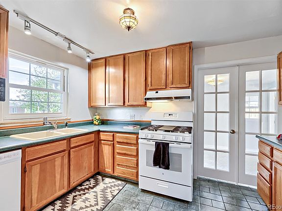 5th image of 508 S Canosa Court
