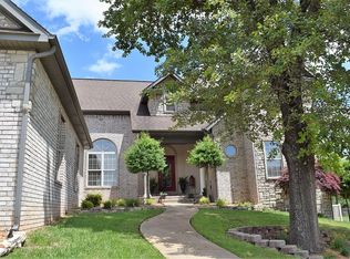 2003 Daly Dr, Harrison, AR 72601