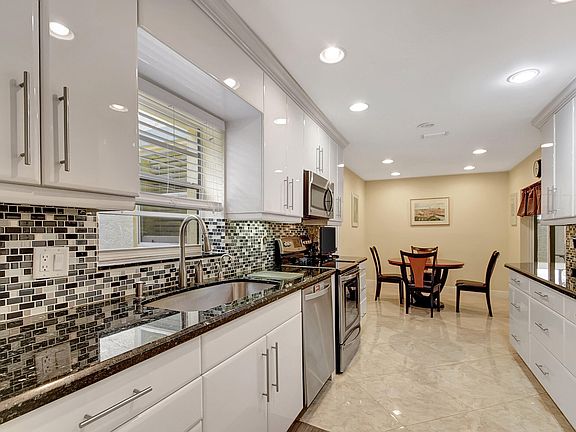 2nd image of 19 Cambridge Drive