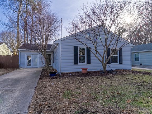 2nd image of 1305 Eaglewood Dr