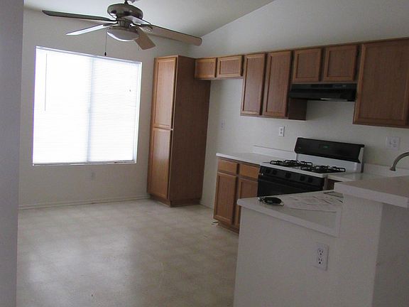 5th image of 14333 Princeton Ct