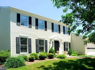 13602 Haverford Ct, Chantilly, VA 20151