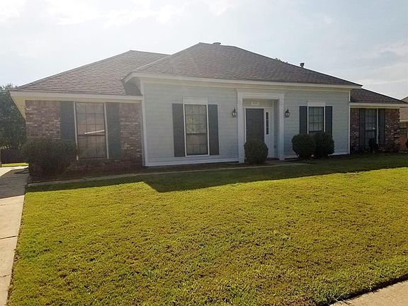 3rd image of 2332 Cedarwood Ln