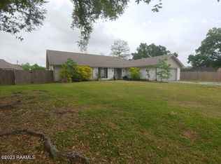 113 Tara Dr, Youngsville, LA 70592