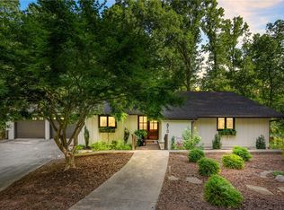 810 Cartee Rd, Seneca, SC 29678