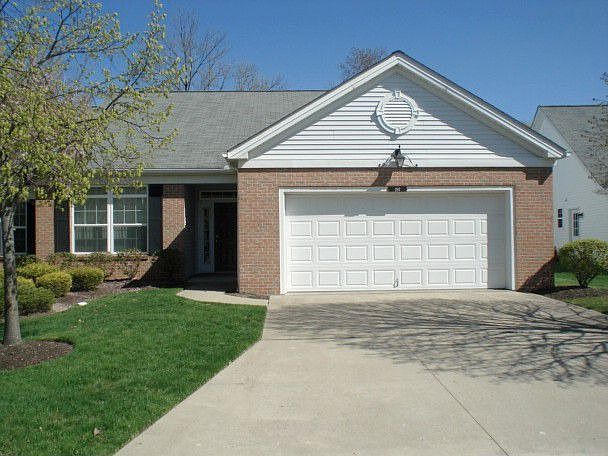 1st image of 297 Heather Ln #5