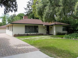 2175 Holliston Ave, Altadena, CA 91001