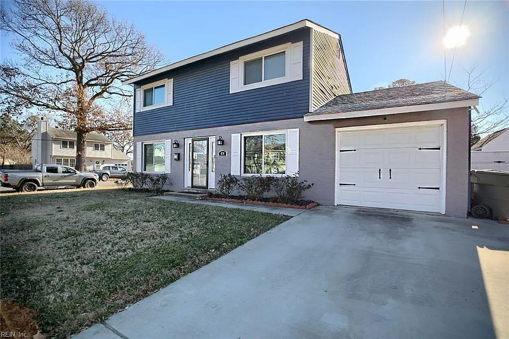 4 bed, 1.5 bath, 1515 sqft, $2,300 — Photo 1