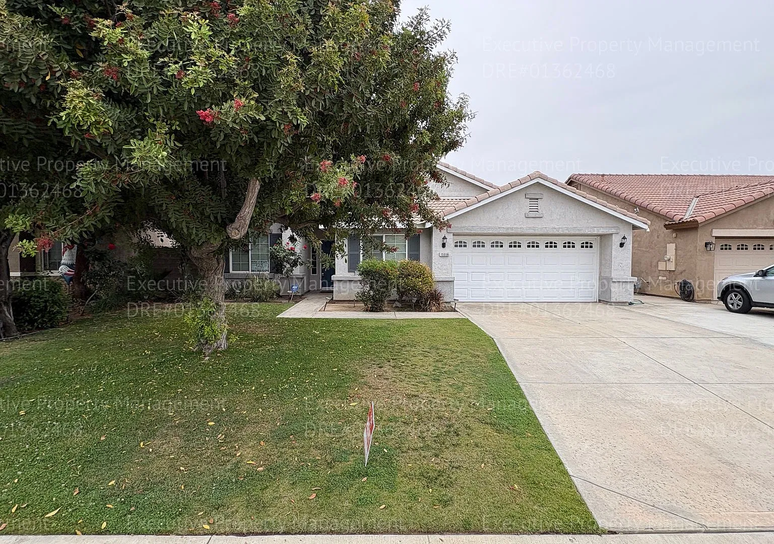 Spacious 4 bedroom 2 bathroom home located in the Ashton Falls community *Move In Special* — Photo 1