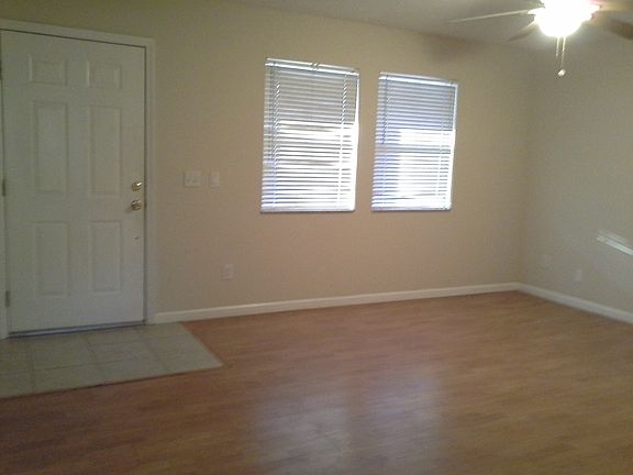 4th image of 289 Monterey Ave