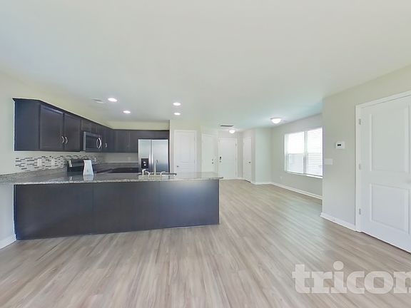 2nd image of 1429 Sandra Dr