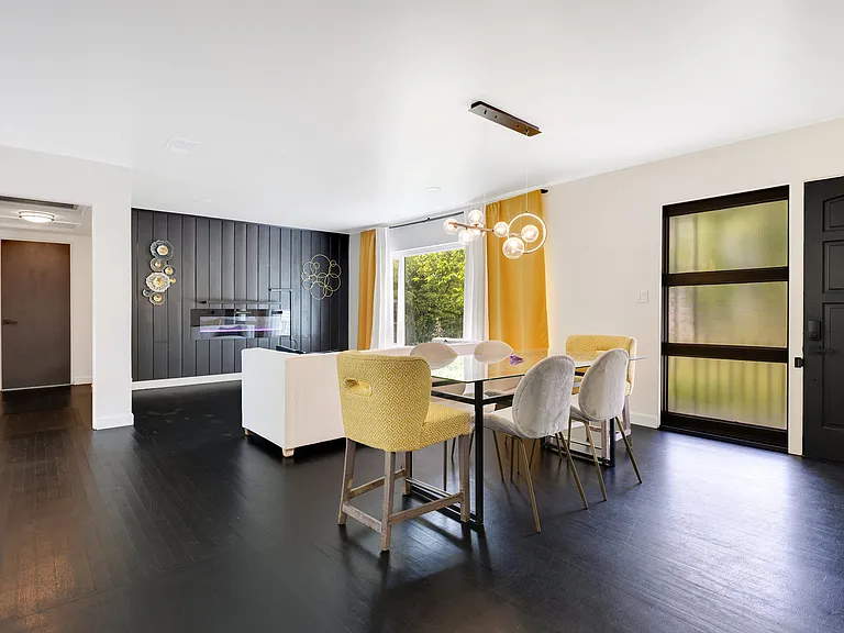 344 Starling Rd — Photo 4