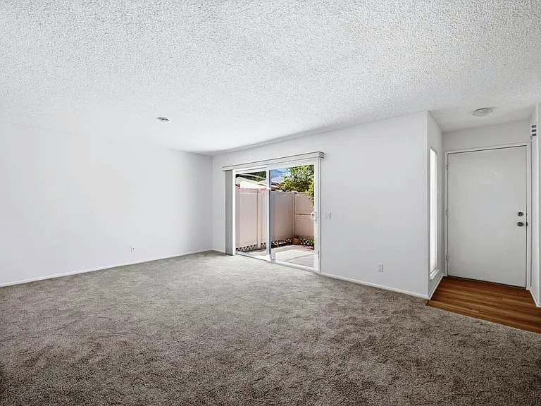 28832 Conejo View Dr — Photo 8