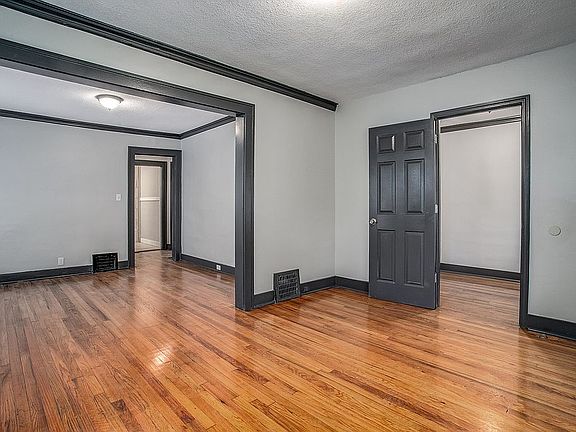 5th image of 2503 E 69th St