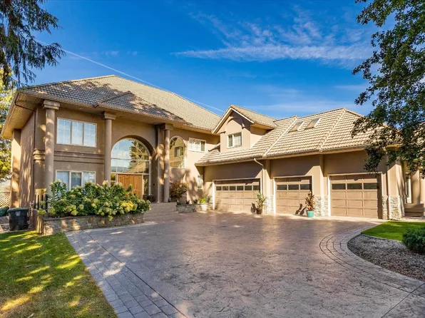 4382 Hobson Rd, Kelowna, BC V1W 1Y3