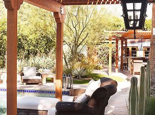 701 N Patencio Rd, Palm Springs, CA 92262