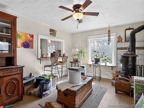 4th image of 2250 Budd Road