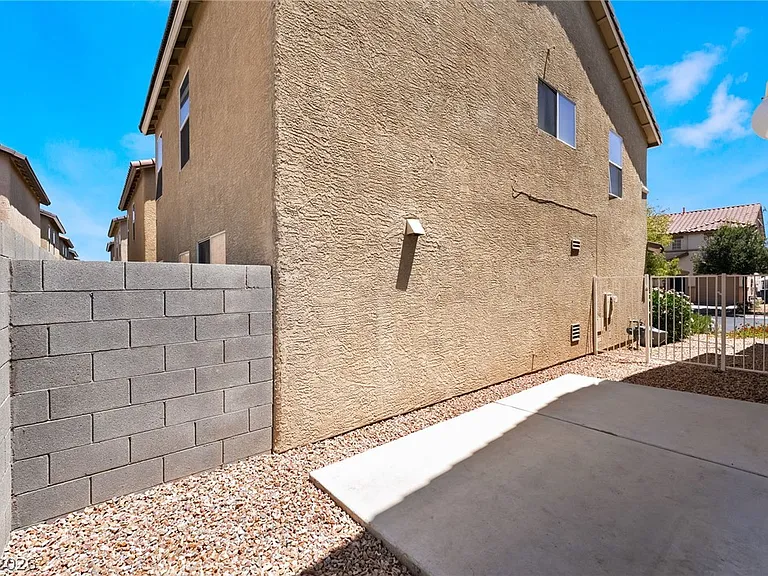 7261 American Pride St — Photo 38