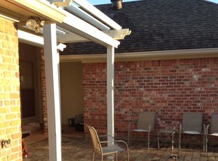 4242 Parkridge Dr, Benton, LA 71006