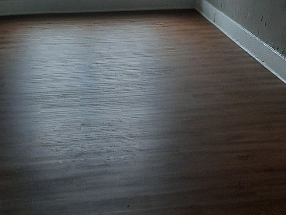 3rd image of 806 Sherman St #292