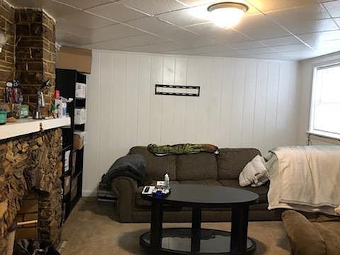 5th image of 319 Swan St #1/2