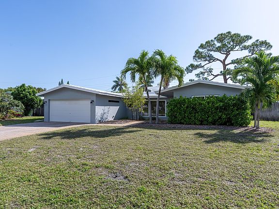 3rd image of 5706 NE 17th Avenue