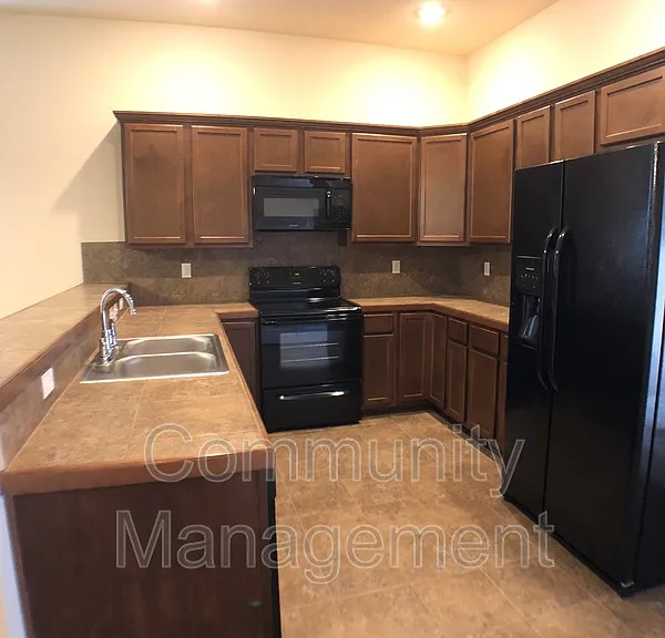 13838 Ponderosa Dr — Photo 7