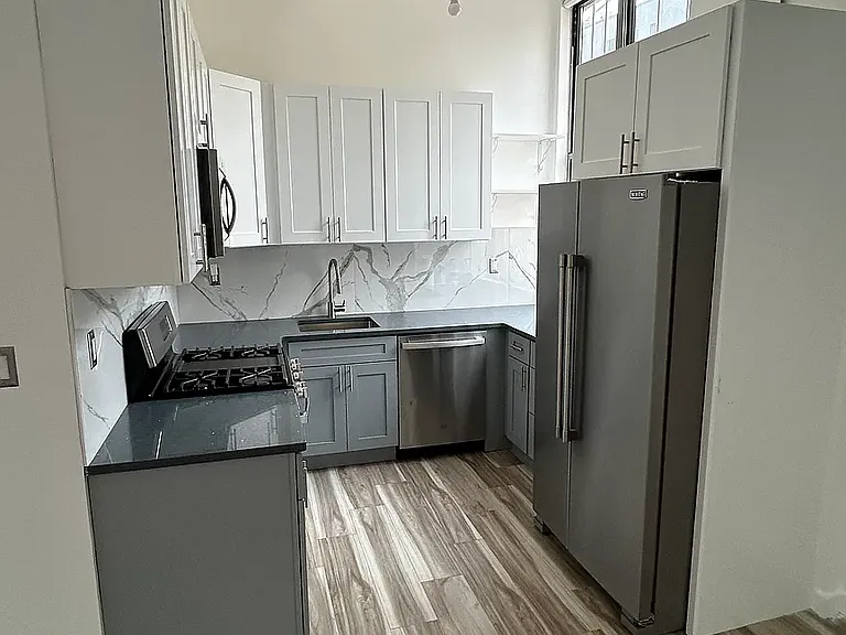 100 S 4th St #2B — Photo 4