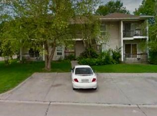 1067 N Hackberry St, Wahoo, NE 68066