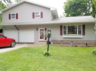 22183 Pinecrest Rd, Winona, MN 55987