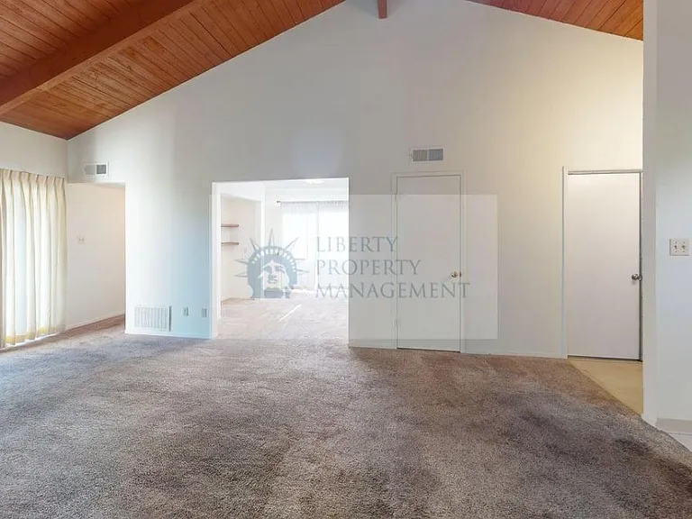 2617 El Charro Dr — Photo 5