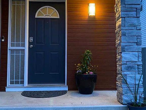 5th image of 15A W Millview Way SW