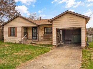 2517 Skyline Dr, Sansom Park, TX 76114