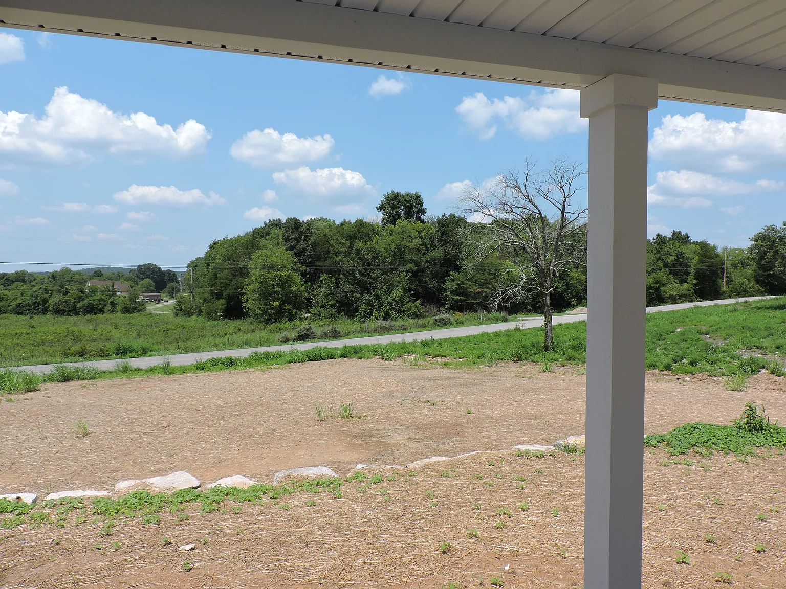 2052 Porterfield Rd — Photo 3
