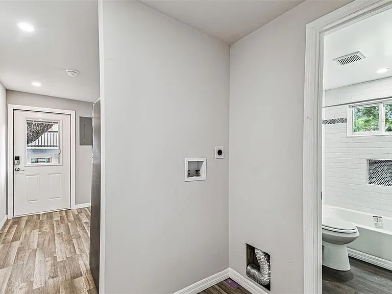 1006 E 26th Ave #1 — Photo 9