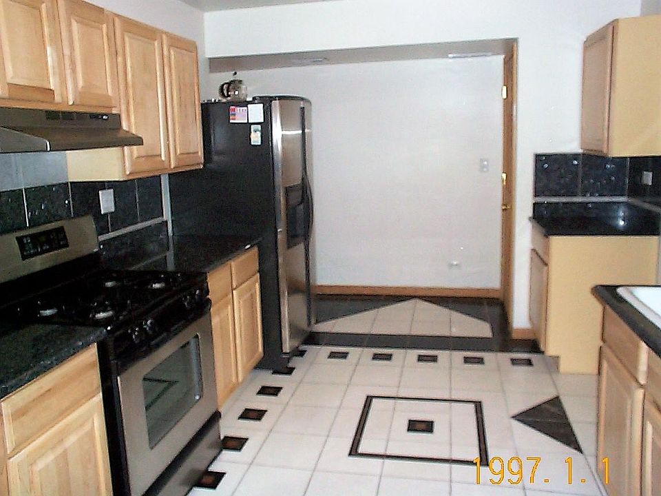1st image of 2836 N Damen Ave #1