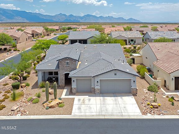 3rd image of 61827 E Quartzite Rd