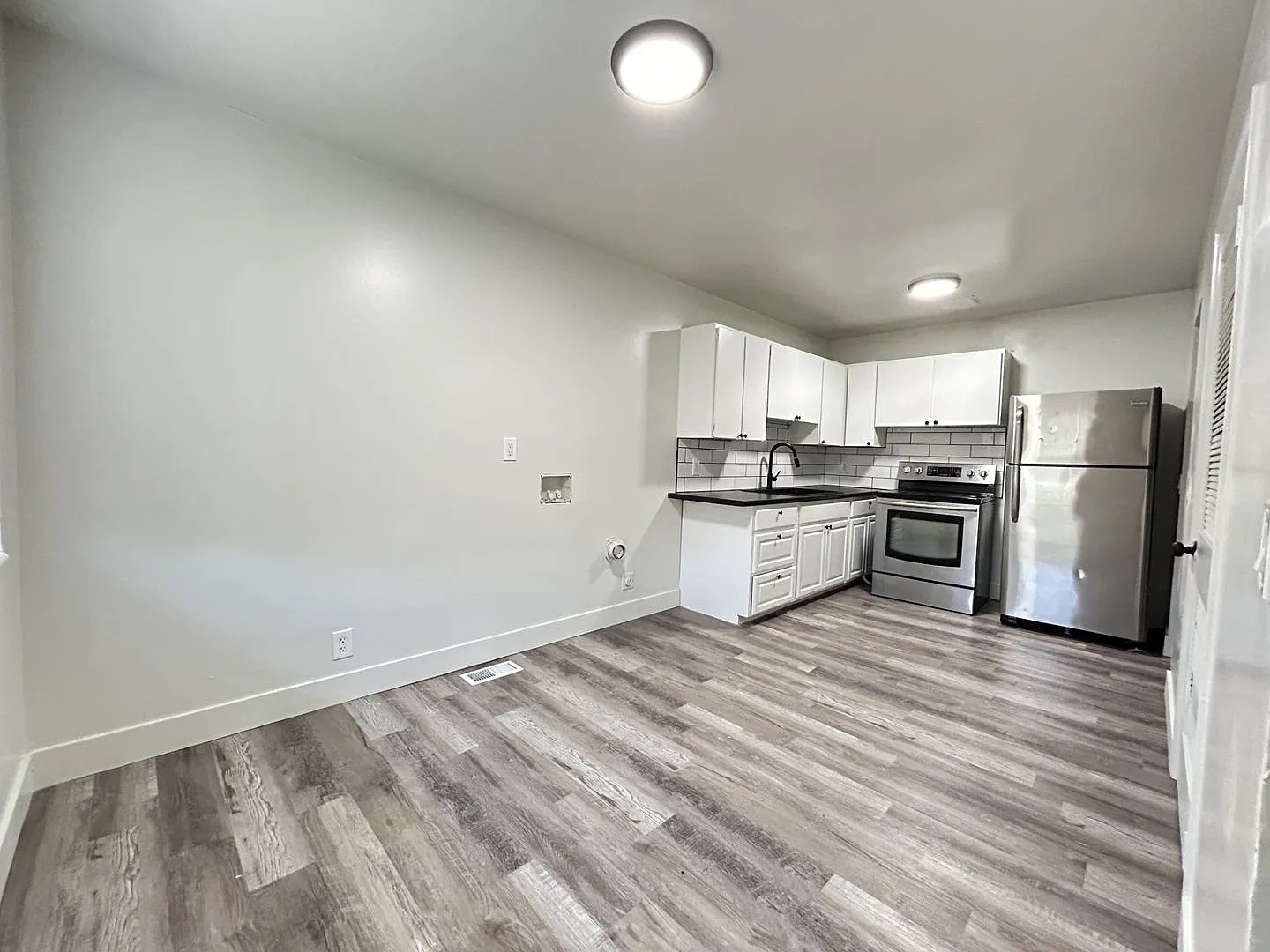 The 1340 Flats — Photo 4
